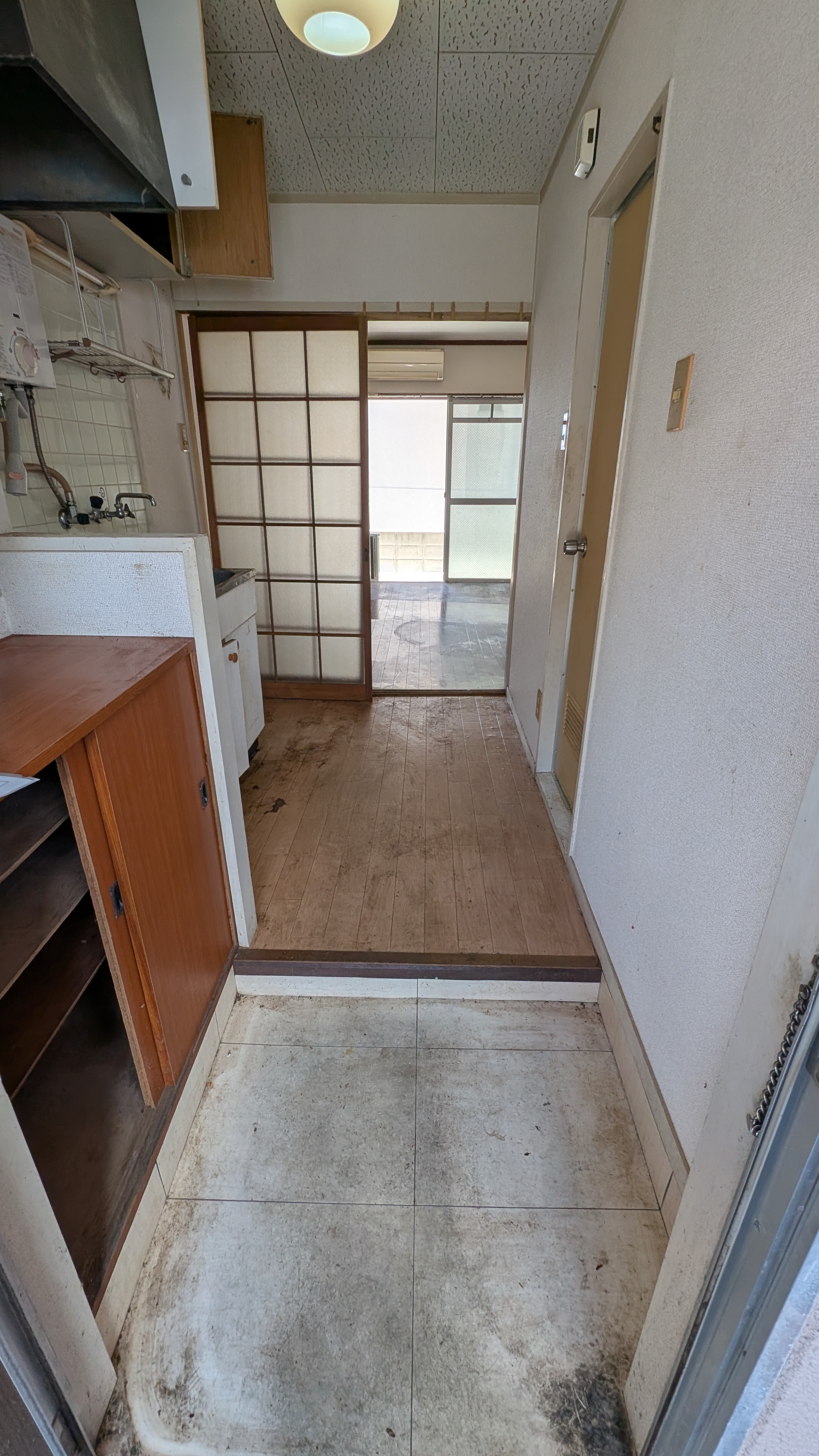 福岡市早良区にて特殊清掃！