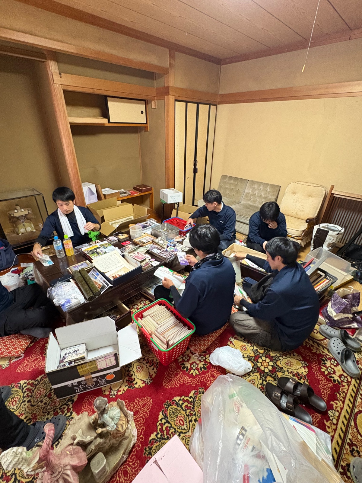 福岡市南区 遺品整理 メゾネット5LDK 10階 作業前の室内